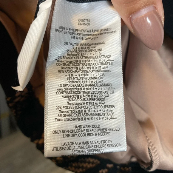 BCBG MaxAzria Leona Lace Dress With Contrast Ponte. Size S - Picture 10 of 11